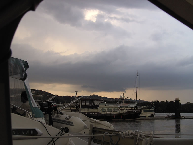 LES ROCHES DE CONDRIEU, the daily evening shower is coming ... at the cheese -dessert